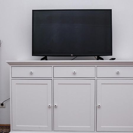 Diana'S Apartment Арад Екстериор снимка